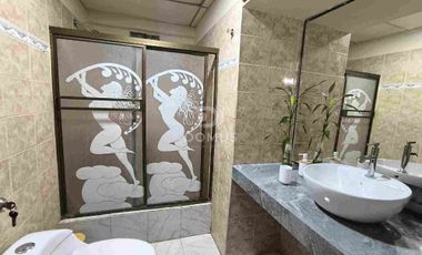 En venta Casa Amplia de 4 DORMITORIOS, Orquídeas