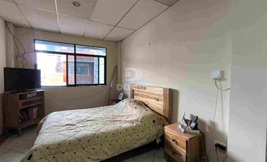 En venta Casa Amplia de 4 DORMITORIOS, Orquídeas