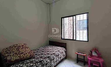 En venta Casa Amplia de 4 DORMITORIOS, Orquídeas