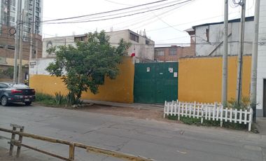 VENDO TERRENO, 487.25 M2, EN ESQUINA, ZONIFICACION CZ – RDA, 12 PISOS