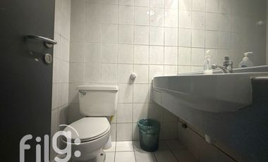 Arriendo Oficina de Alta Gama en Zona Financiera, Sector Empresarial