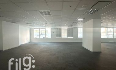 Arriendo Oficina de Alta Gama en Zona Financiera, Sector Empresarial