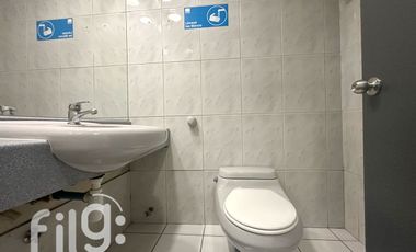 Arriendo Oficina de Alta Gama en Zona Financiera, Sector Empresarial