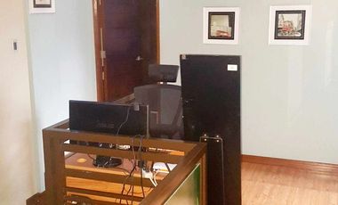 Re-sale House and lot w/ 6 Bedrooms in Ampid 1 San Mateo very near in SM-JV2