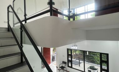 Fully Furnished w/ Overlooking View Deck House in Silangan San Mateo-JV2