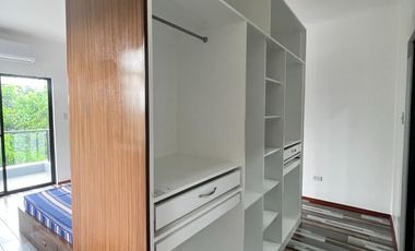 Fully Furnished w/ Overlooking View Deck House in Silangan San Mateo-JV2