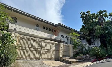 SH116 FOR SALE 4-Bedroom House in White Plains, Quezon City