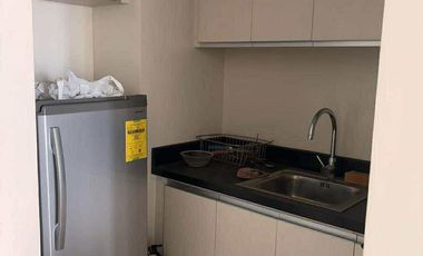 HIGH-VALUE ₱10M Turnkey 1BR Condo! Solinea Unit w/ Parking & Direct Ayala Center View