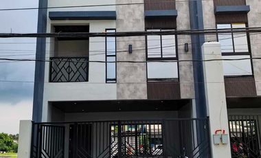 5 Bedrooms Townhouse for Sale in Ampid San Mateo near Batasan Hills Quezon City & SM San Mateo