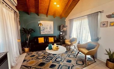 VENDE CASA EN SELECTO BARRIO DE MACHALI