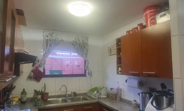 VENDE CASA EN SELECTO BARRIO DE MACHALI