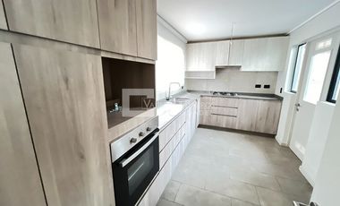 CASA EN ARRIENDO