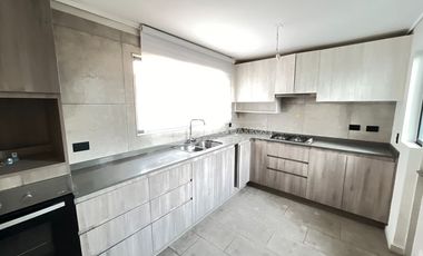 CASA EN ARRIENDO