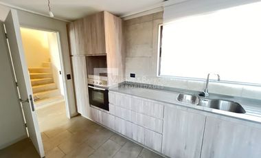 CASA EN ARRIENDO