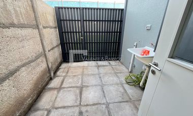 CASA EN ARRIENDO