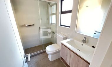 CASA EN ARRIENDO