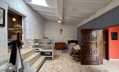 CASA EN VENTA EN SANTA ISABEL VIA A CAÑARIBAMBA