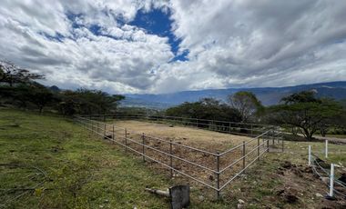 CASA EN VENTA EN SANTA ISABEL VIA A CAÑARIBAMBA