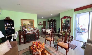 Apartamento en venta con vista al mar