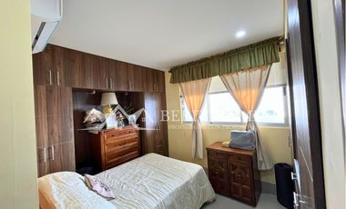 Apartamento en venta con vista al mar