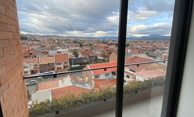 En venta departamento domotizado de 2 dormitorios con excelente vista en ubicación privilegiada -  Remigio Crespo, Av. Loja y Av. 10 de Agosto