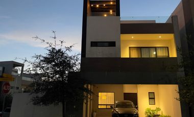 Hermosa casa en venta