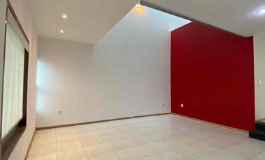 *Casa En Fraccionamiento Ocolusen*