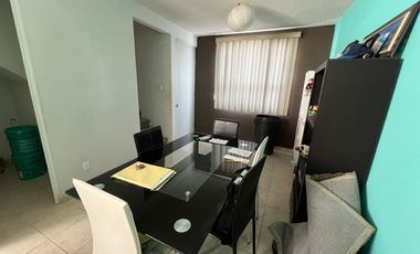 Hermosa Casa con excedente de terreno para jardín en Venta Paseos del Bosque Cuautitlan
