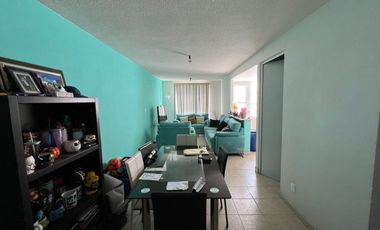 Hermosa Casa con excedente de terreno para jardín en Venta Paseos del Bosque Cuautitlan