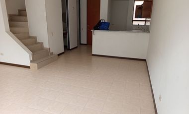 SE ARRIENDA HERMOSA CASA CONJUNTO VALDIVIA II