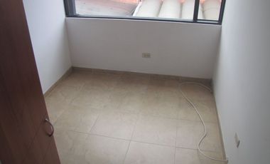 SE ARRIENDA HERMOSA CASA CONJUNTO VALDIVIA II
