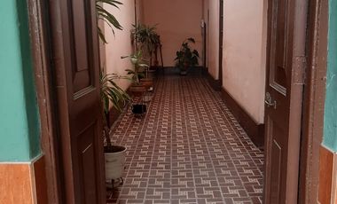 VENTA DE CASONA COMO TERRENO EN BREÑA