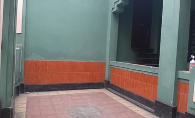 VENTA DE CASONA COMO TERRENO EN BREÑA