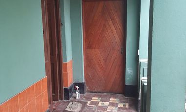 VENTA DE CASONA COMO TERRENO EN BREÑA