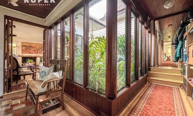 HERMOSA CASA EN LOS ALMENDROS CON PISCINA Y VISTA AL MAR