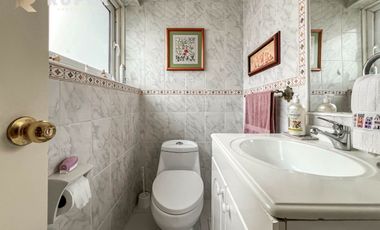 HERMOSA CASA EN LOS ALMENDROS CON PISCINA Y VISTA AL MAR