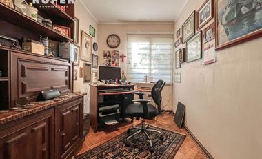 HERMOSA CASA EN LOS ALMENDROS CON PISCINA Y VISTA AL MAR