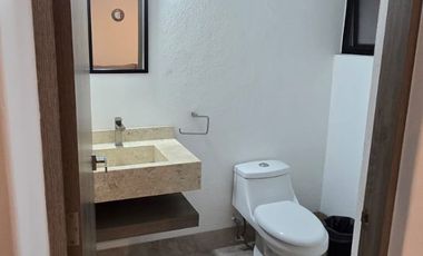 🏡 Renta de Casa Amueblada – Fracc. Lombardía, Clúster Brianza 📍 Zona Norte de León, Gto.