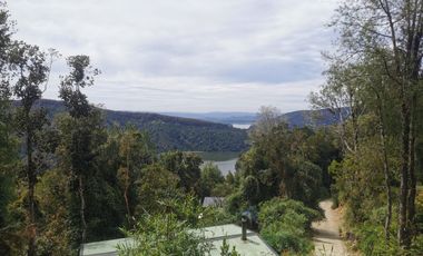 Arriendo de acogedora Cabaña con vista al río Cutipay