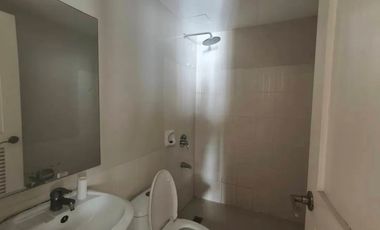 3BR FULLYFURNISHED UNIT WITH PARKING IN FLAIR TOWERS