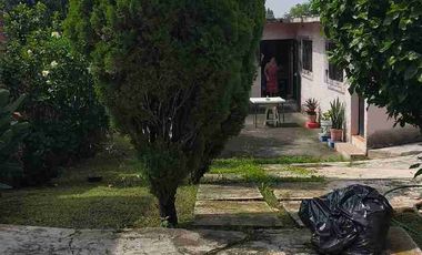 CASA EN VENTA PARA REMODELAR SOBRE AVENIDA PRINCIPAL DE USO RESIDENCIAL Y COMERCIAL