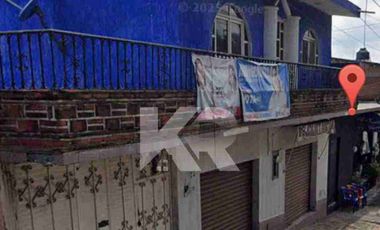 CASA EN VENTA PARA REMODELAR SOBRE AVENIDA PRINCIPAL DE USO RESIDENCIAL Y COMERCIAL