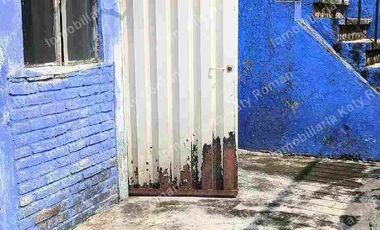 CASA EN VENTA PARA REMODELAR SOBRE AVENIDA PRINCIPAL DE USO RESIDENCIAL Y COMERCIAL