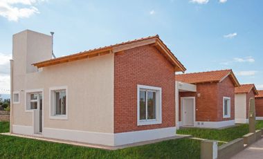 Casa en venta en Nuevo Maipú, Mendoza – 3 dormitorios con patio