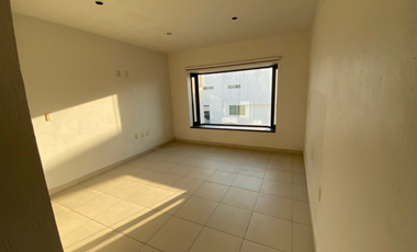 CASA EN RENTA EN LUCEPOLIS, MILENIO III