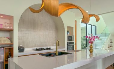 Premium luxury Villa di Jimbaran 5 nedrooms 425m²
