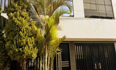 VENTA de Casa moderna, segura y muy rentable 360m2 de area total