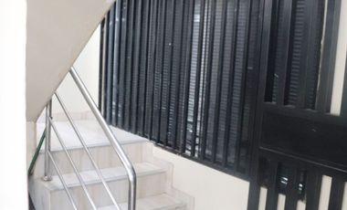 VENTA de Casa moderna, segura y muy rentable 360m2 de area total