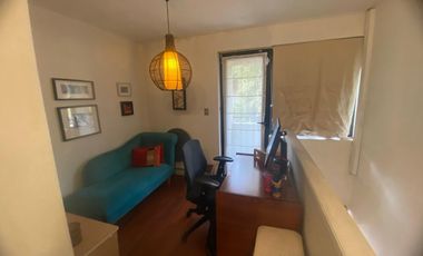 Estupenda casa, 3D, 3b, más servicios con baño, cocina, logia, patio.