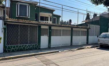 SE VENDE CASA CON JARDIN EN BOSQUES DEL VALLE, COACALCO ESTADO DE MEXICO.